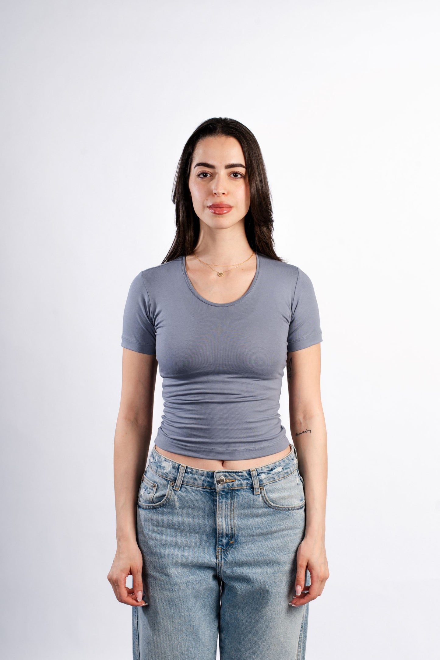 U-SHAPED SHORT SLEEVE TOP