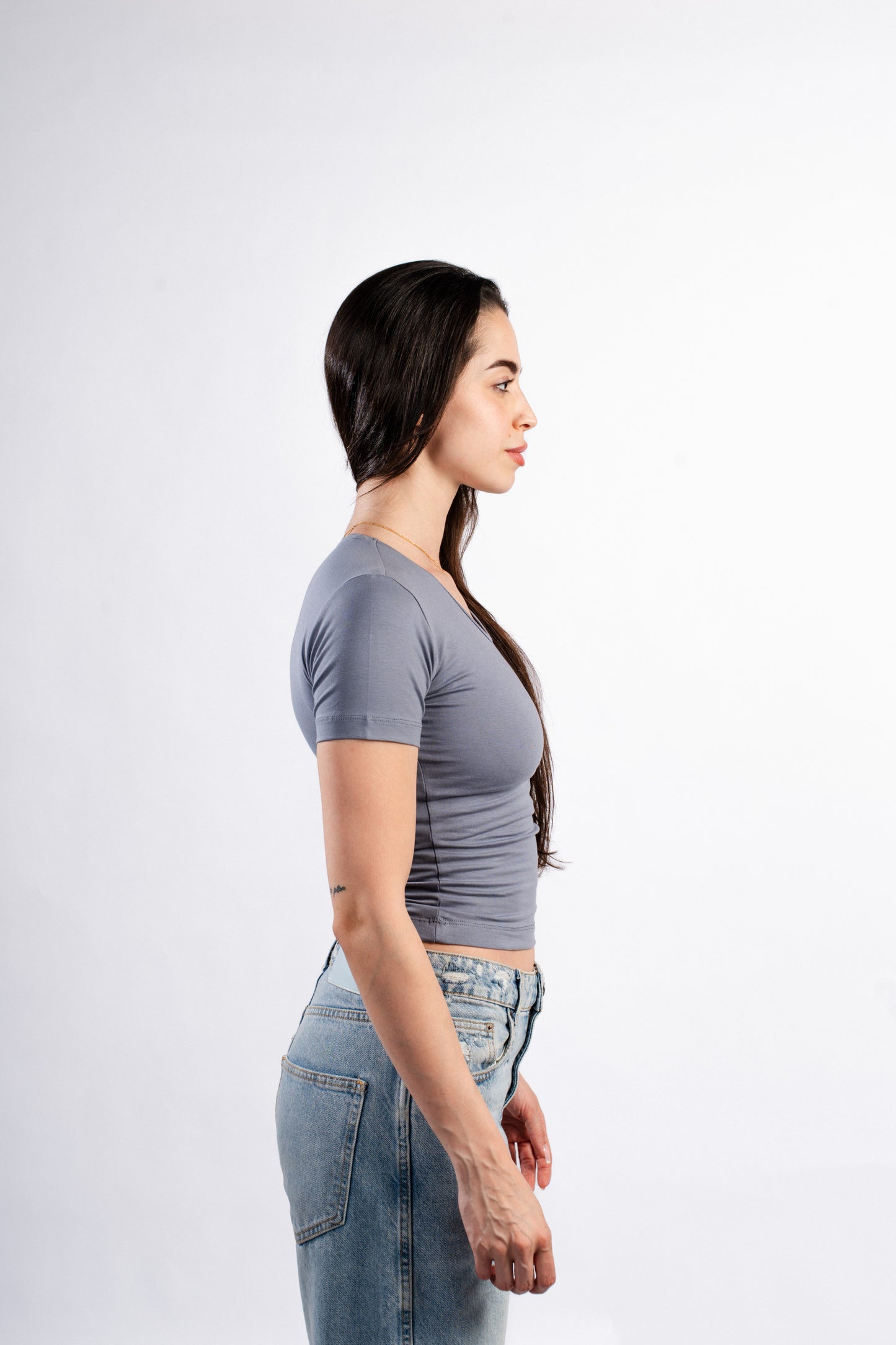 U-SHAPED SHORT SLEEVE TOP