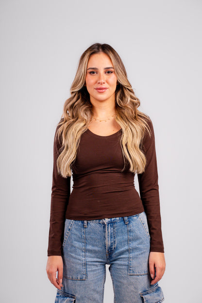 U-SHAPED LONG SLEEVES TOP