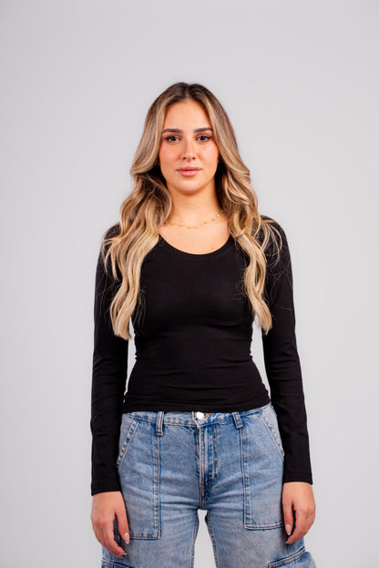 U-SHAPED LONG SLEEVES TOP