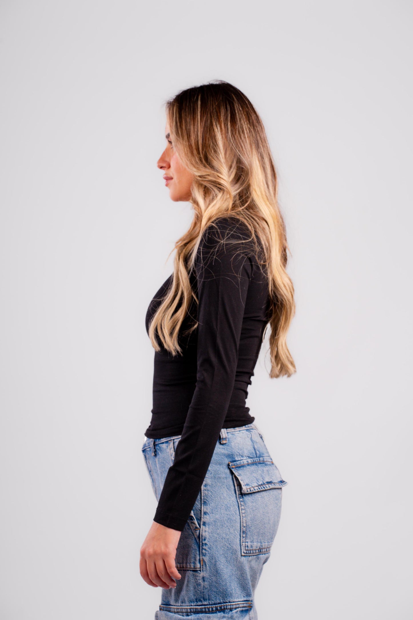 U-SHAPED LONG SLEEVES TOP