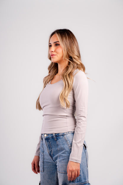 U-SHAPED LONG SLEEVES TOP