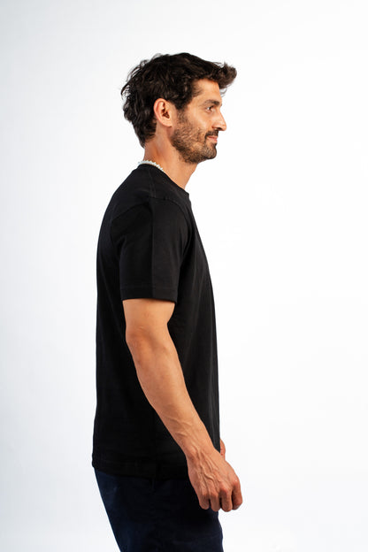 REGULAR FIT T-SHIRT
