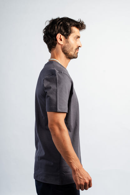 REGULAR FIT T-SHIRT