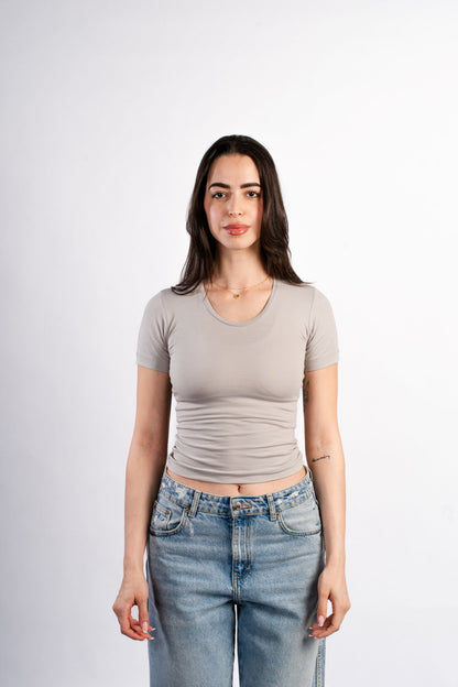 U-SHAPED SHORT SLEEVE TOP