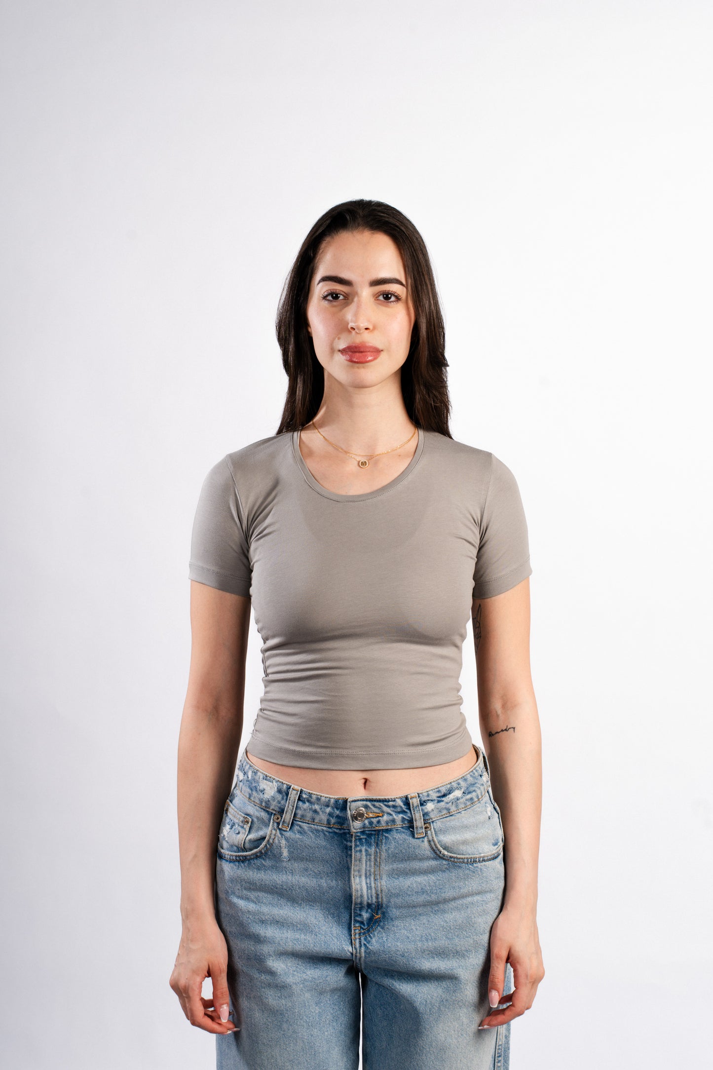 U-SHAPED SHORT SLEEVE TOP