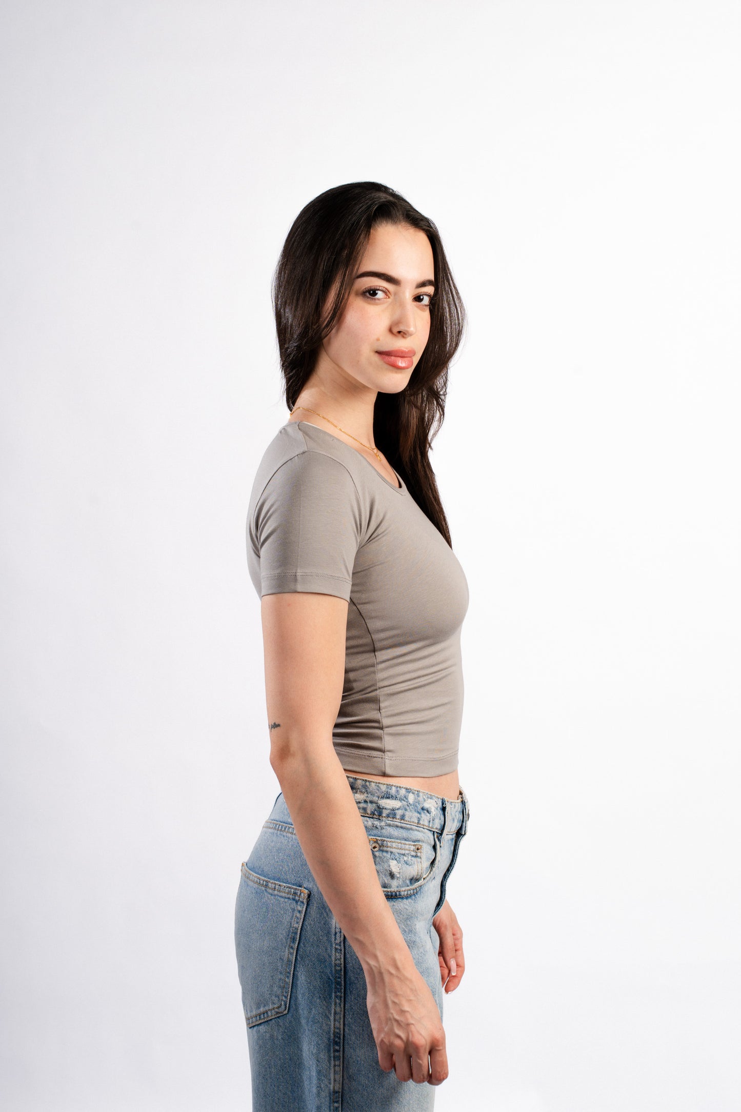U-SHAPED SHORT SLEEVE TOP