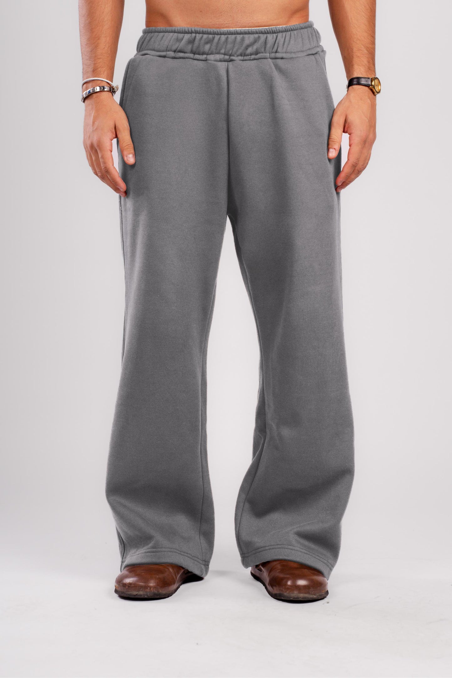 WIDE LEG SWEATPANTS